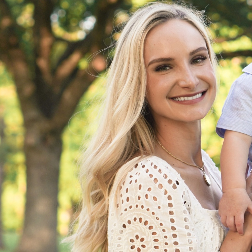 Meet your Posher, Arielle